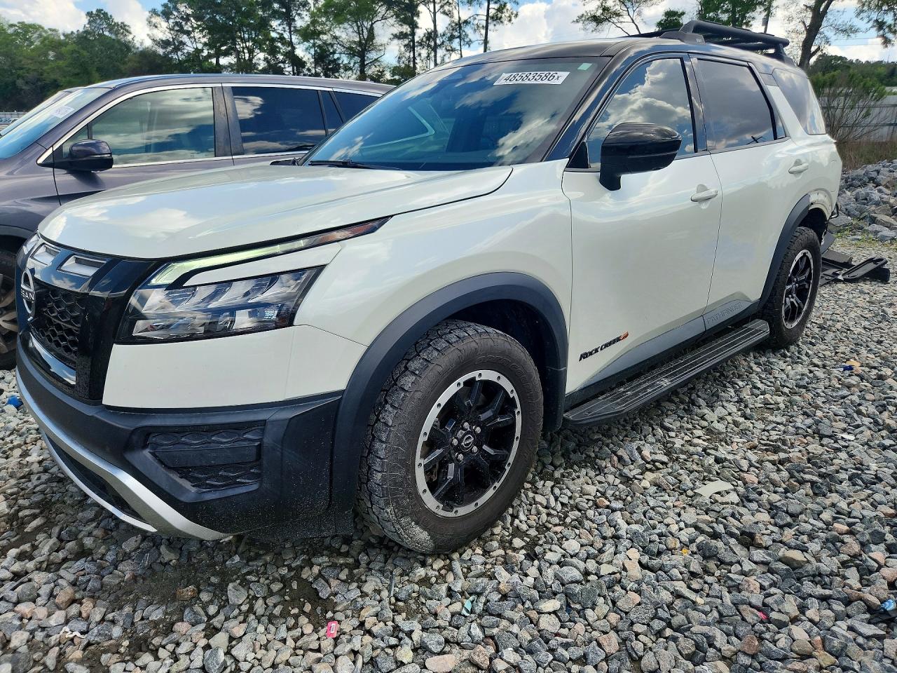 2023 NISSAN PATHFINDER