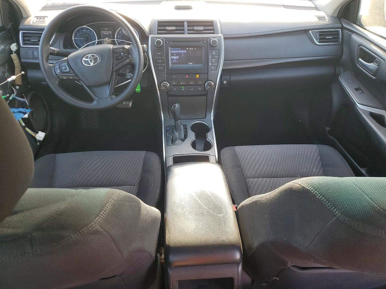 2017 TOYOTA CAMRY LE photo 22