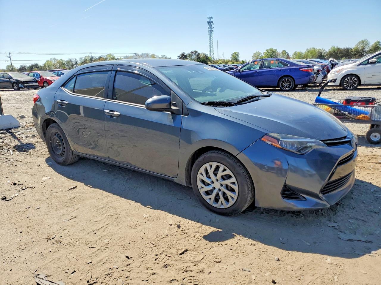 2017 TOYOTA COROLLA LE photo 7
