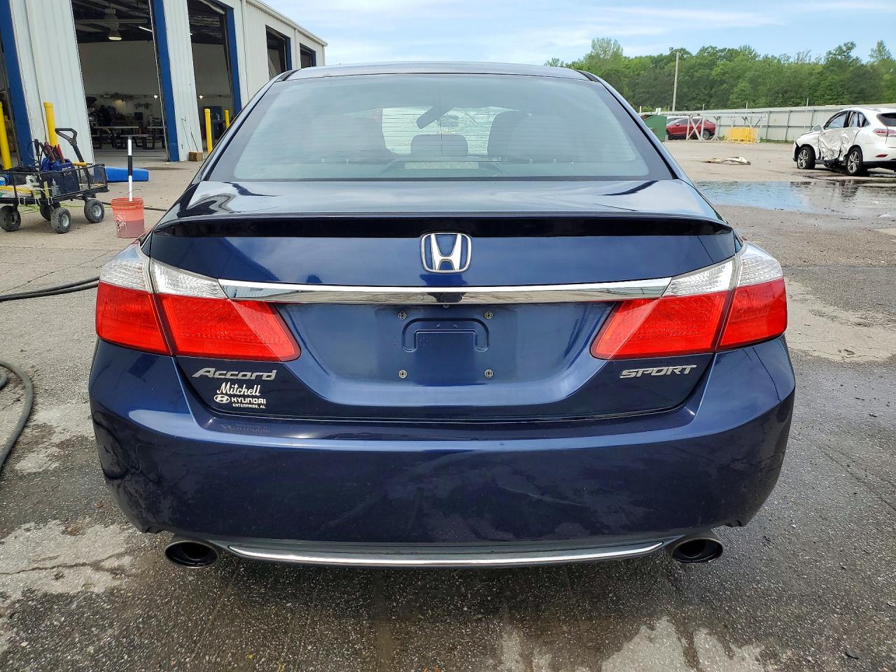 2015 HONDA ACCORD SPORT photo 11