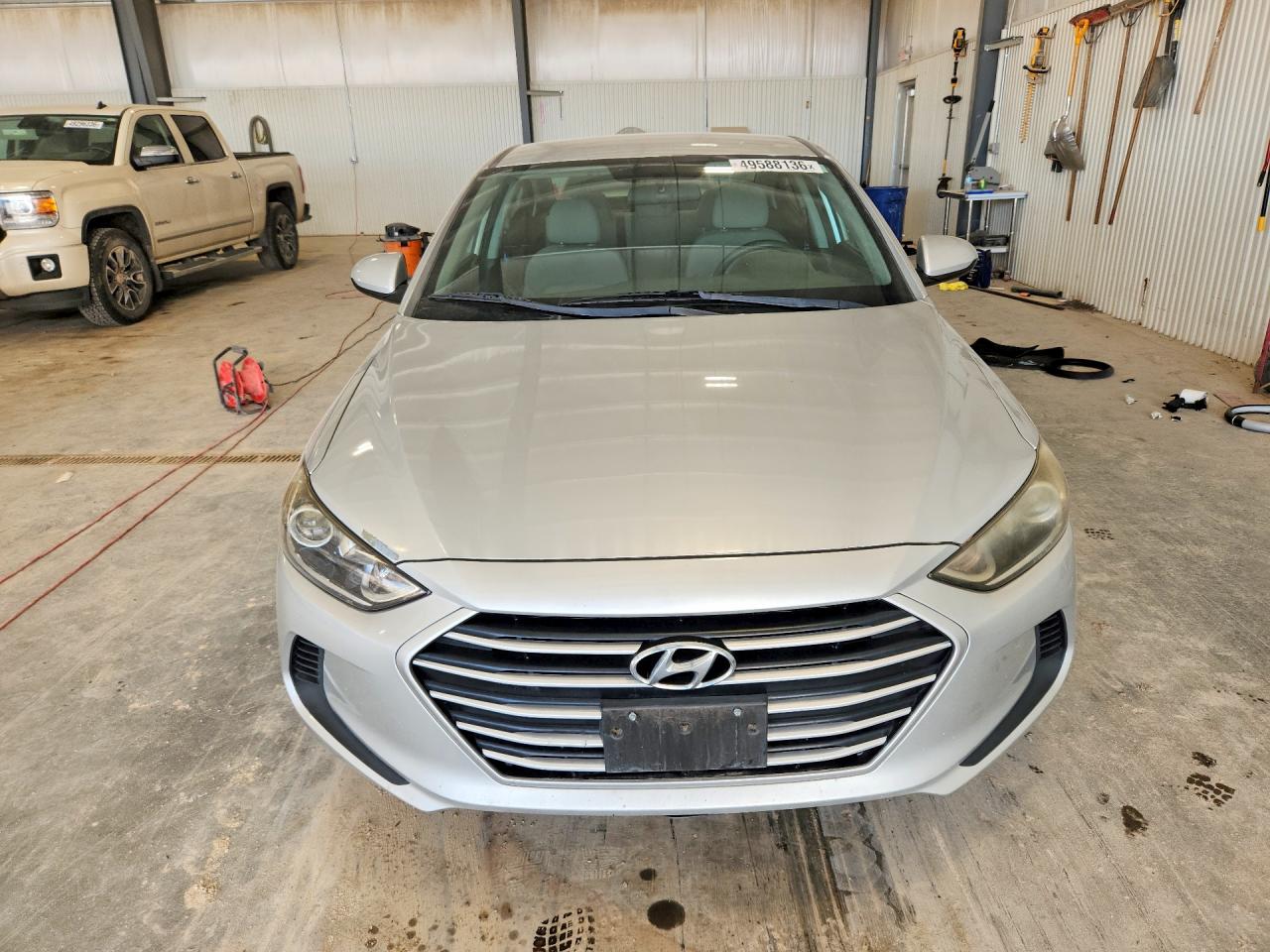 2017 HYUNDAI ELANTRA SE photo 9