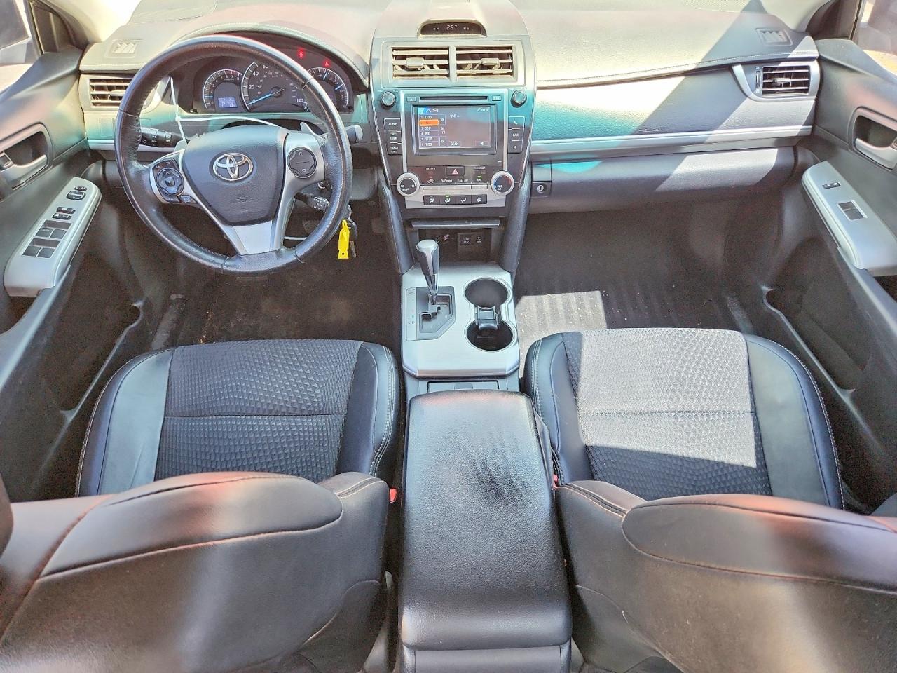 2012 TOYOTA CAMRY photo 15