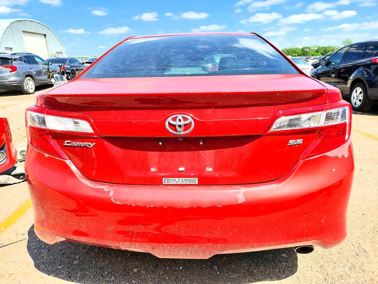 2012 TOYOTA CAMRY photo 11