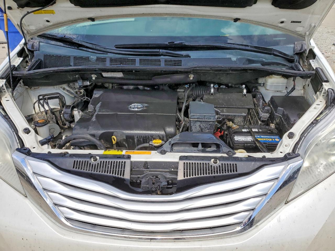 2013 TOYOTA SIENNA LIMITED 7-PASSENGER photo 23