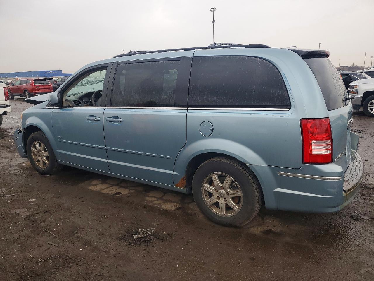 2008 CHRYSLER TOWN & COUNTRY TOURING photo 4