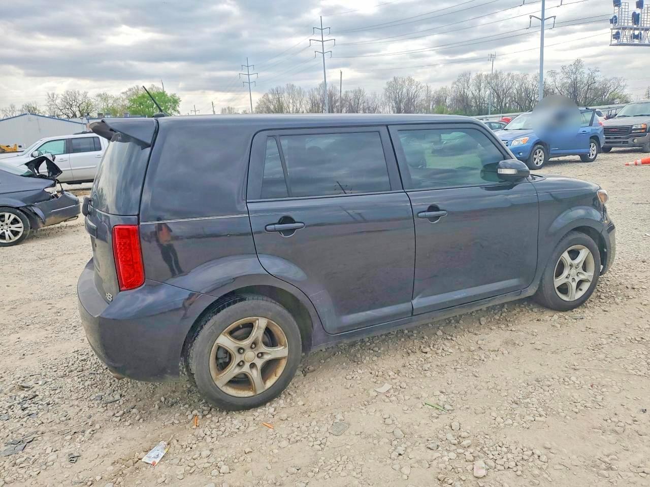 2008 TOYOTA SCION XB photo 3