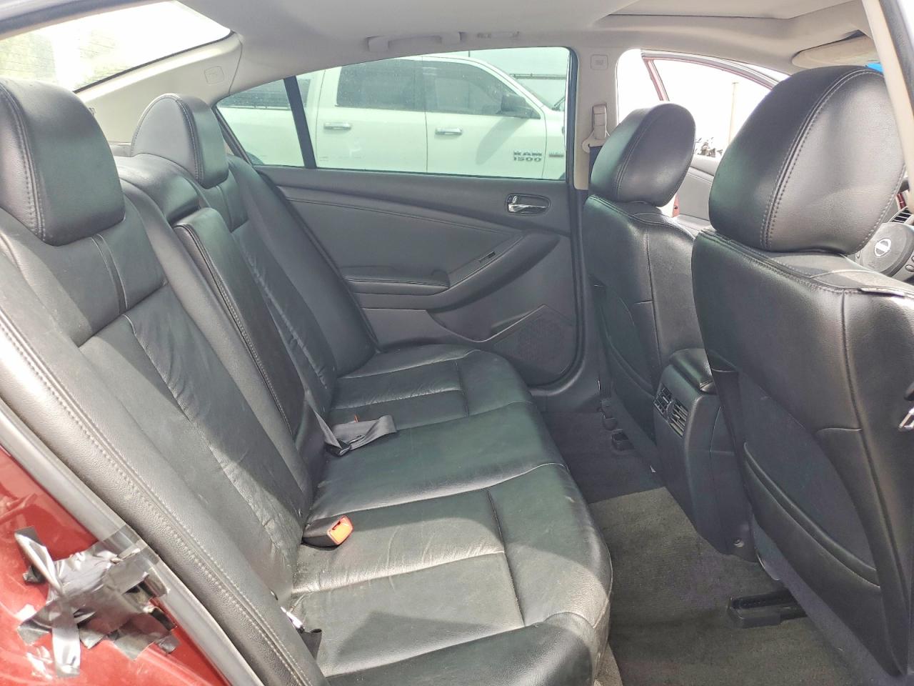 2011 NISSAN ALTIMA 3.5 SR photo 28