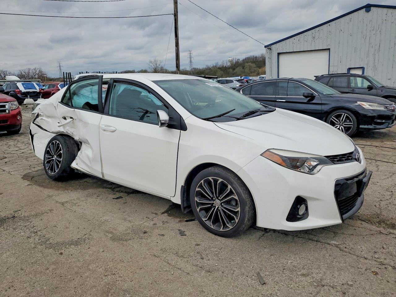 2014 TOYOTA COROLLA S PLUS photo 7