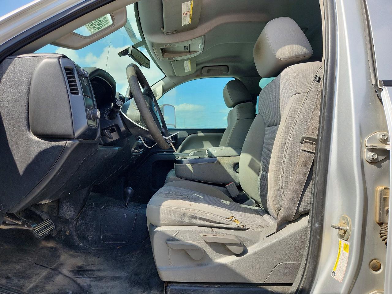 2015 CHEVROLET SILVERADO K2500 HEAVY DUTY photo 19