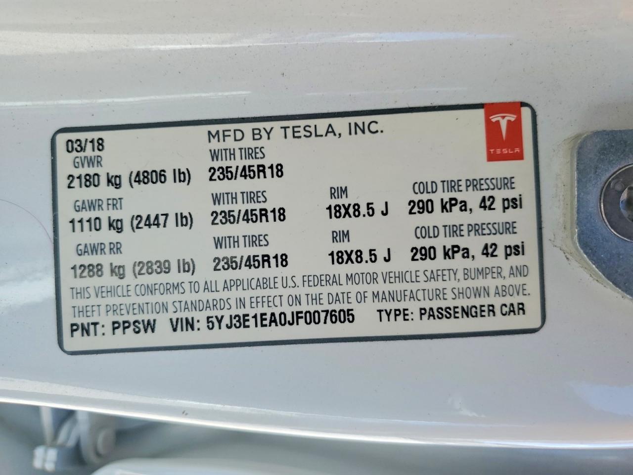 2018 TESLA MODEL 3 photo 34