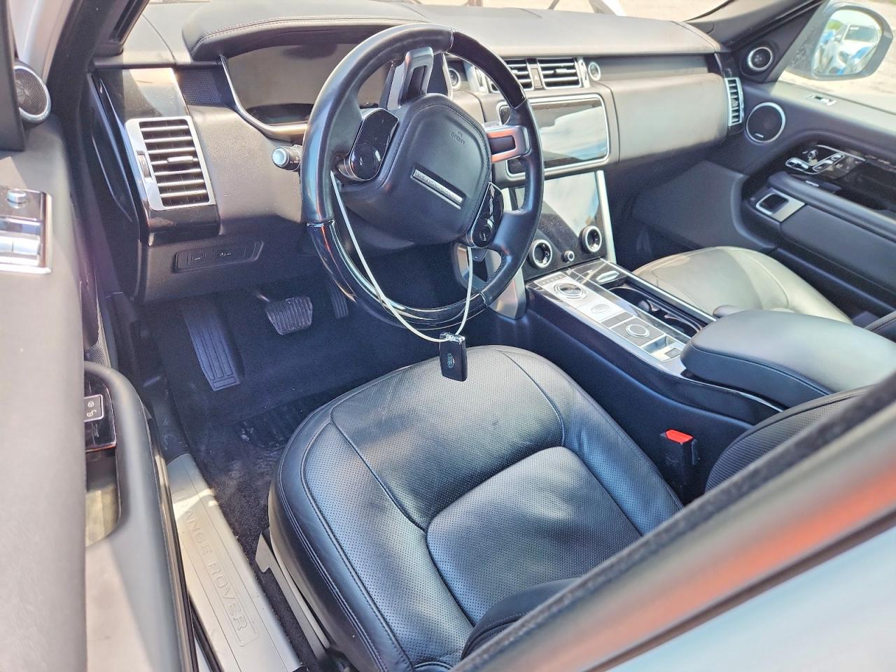 2020 LAND ROVER RANGE ROVER P525 HSE photo 15