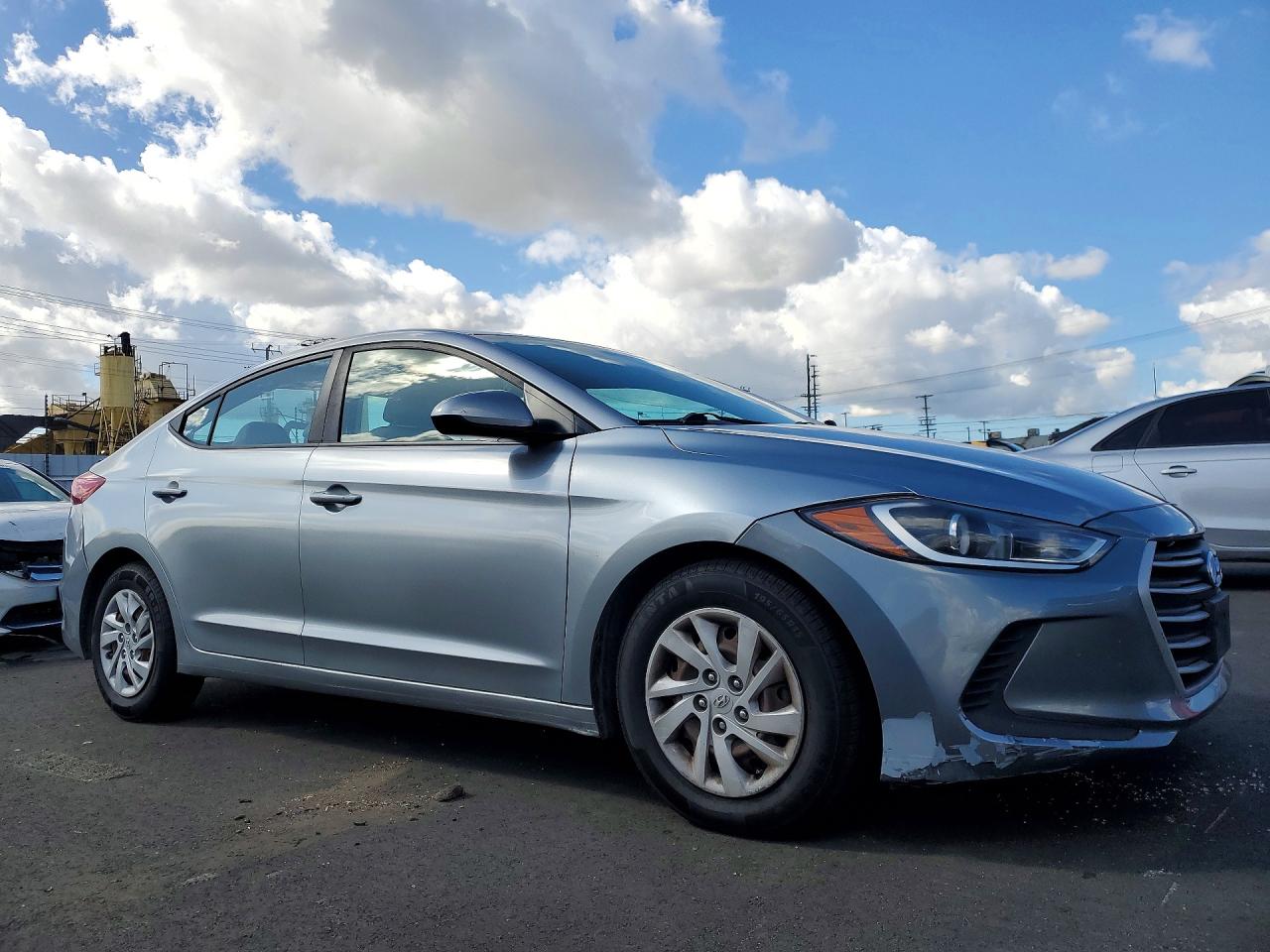 2017 HYUNDAI ELANTRA SE photo 10