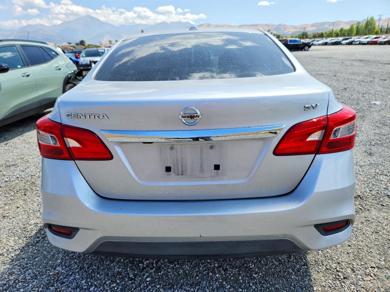 2019 NISSAN SENTRA SV photo 6