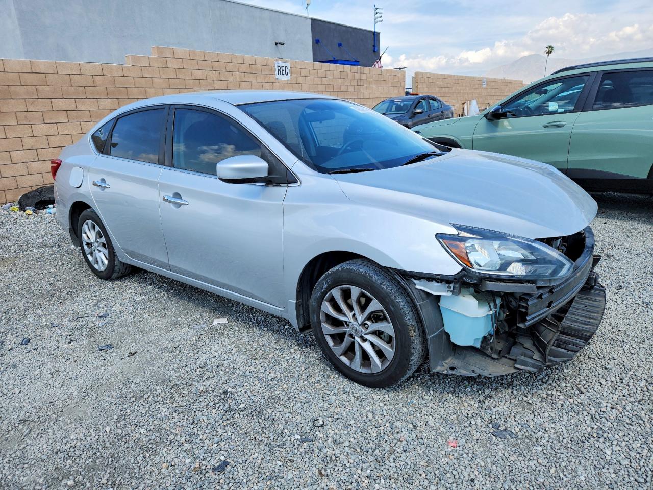 2019 NISSAN SENTRA SV photo 4