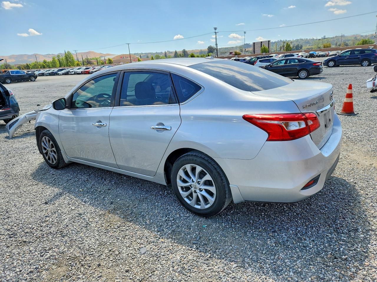 2019 NISSAN SENTRA SV photo 2