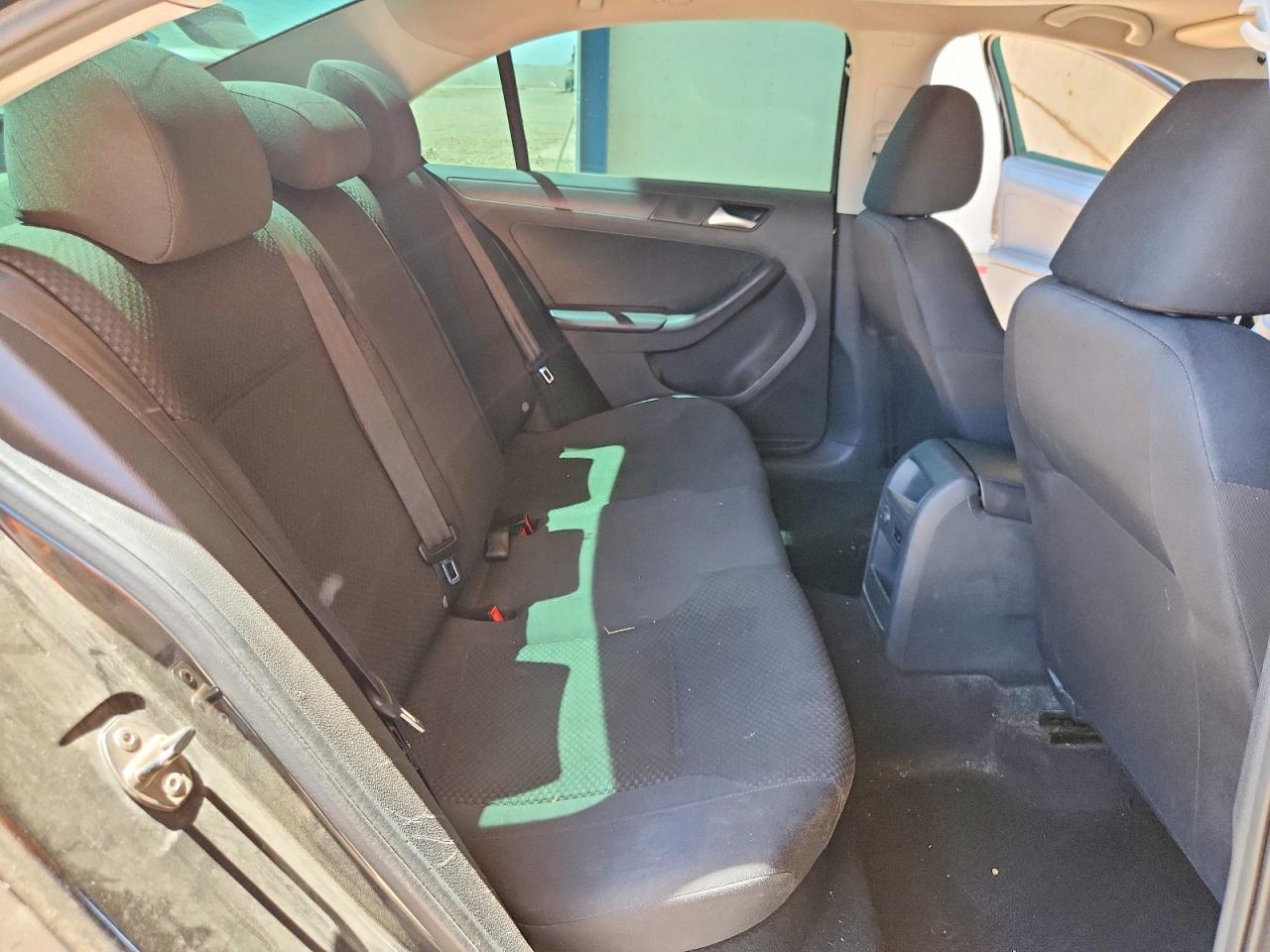 2014 VOLKSWAGEN JETTA BASE photo 19