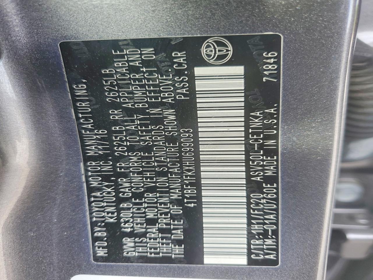 2017 TOYOTA CAMRY LE photo 23