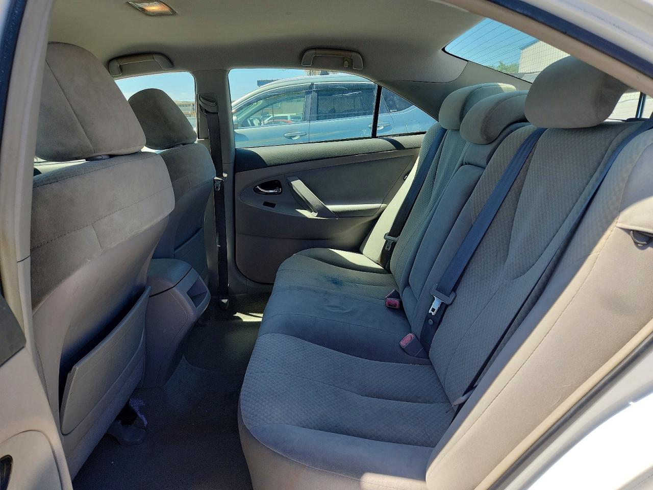 2009 TOYOTA CAMRY LE photo 19
