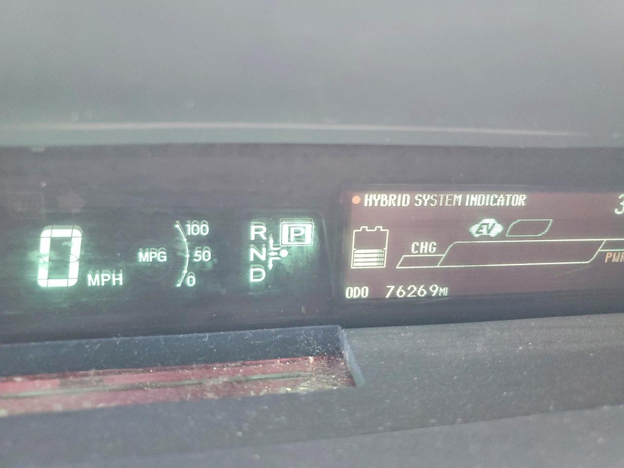 2015 TOYOTA PRIUS TWO photo 17
