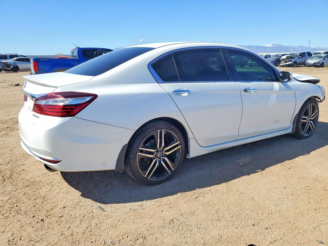 2017 HONDA ACCORD SPORT photo 5
