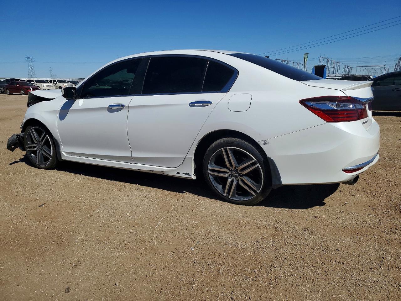 2017 HONDA ACCORD SPORT photo 3