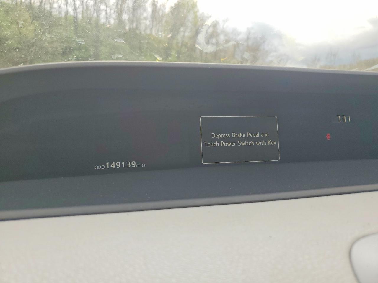 2016 TOYOTA PRIUS TWO photo 17