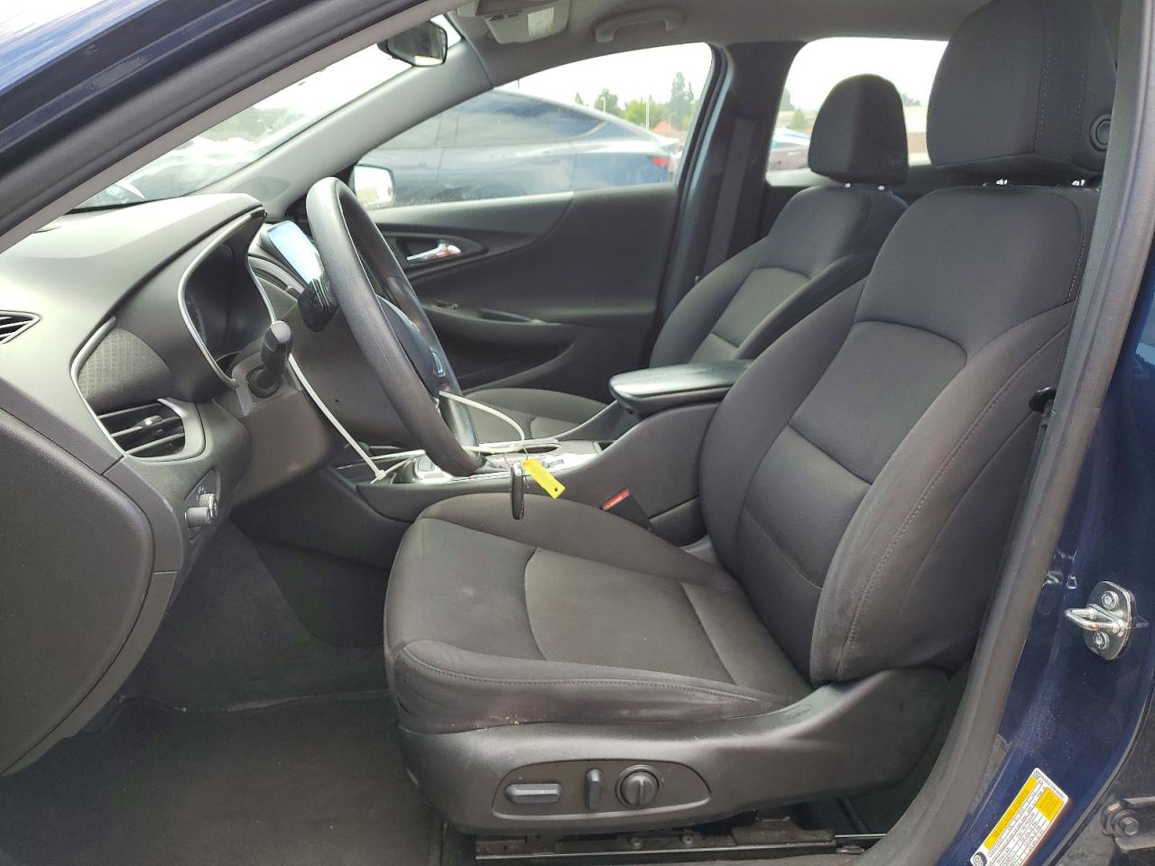 2022 CHEVROLET MALIBU LT photo 7