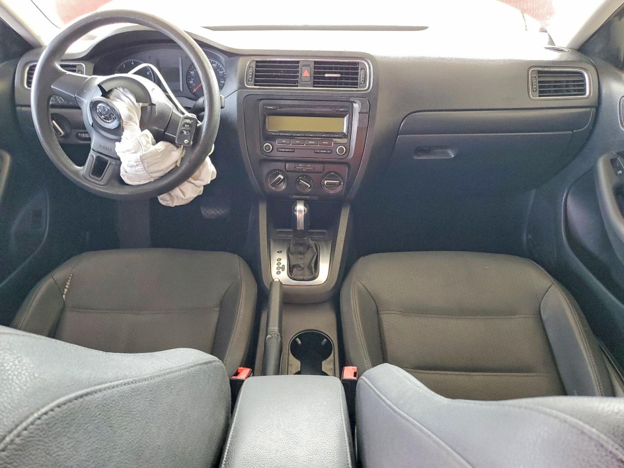 2011 VOLKSWAGEN JETTA SE photo 15