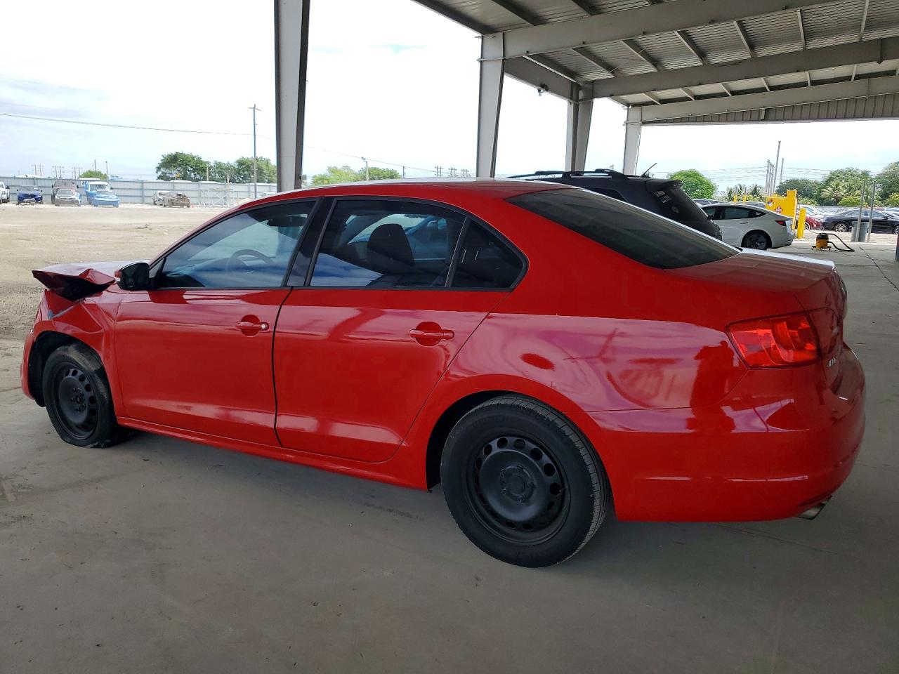 2011 VOLKSWAGEN JETTA SE photo 3