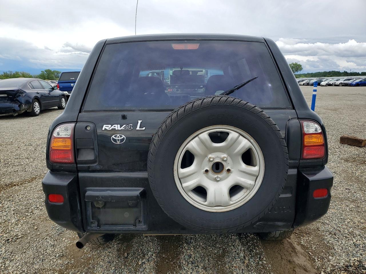 1999 TOYOTA RAV4 BASE photo 11