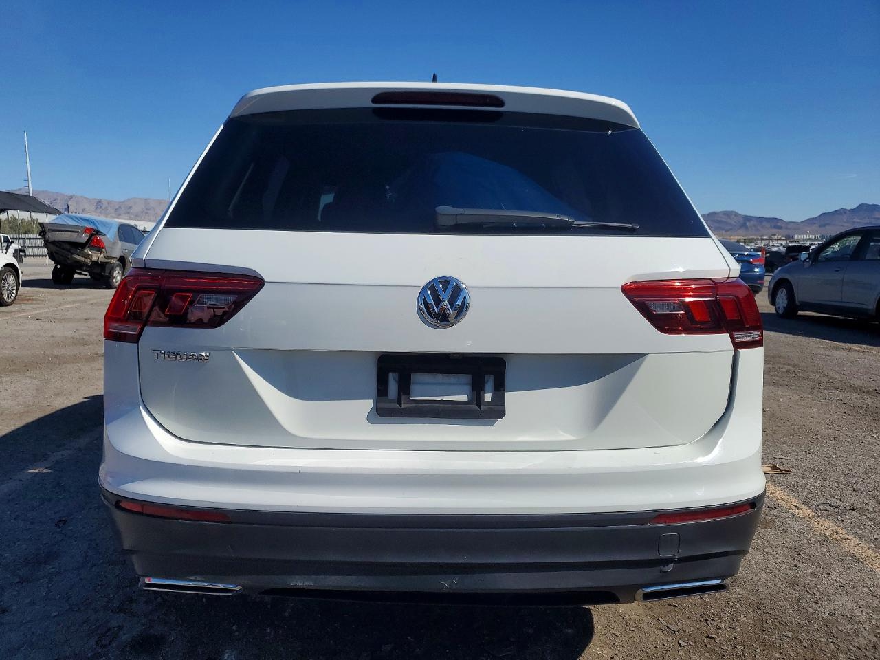 2021 VOLKSWAGEN TIGUAN S photo 6