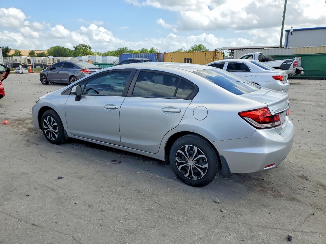 2013 HONDA CIVIC LX photo 2