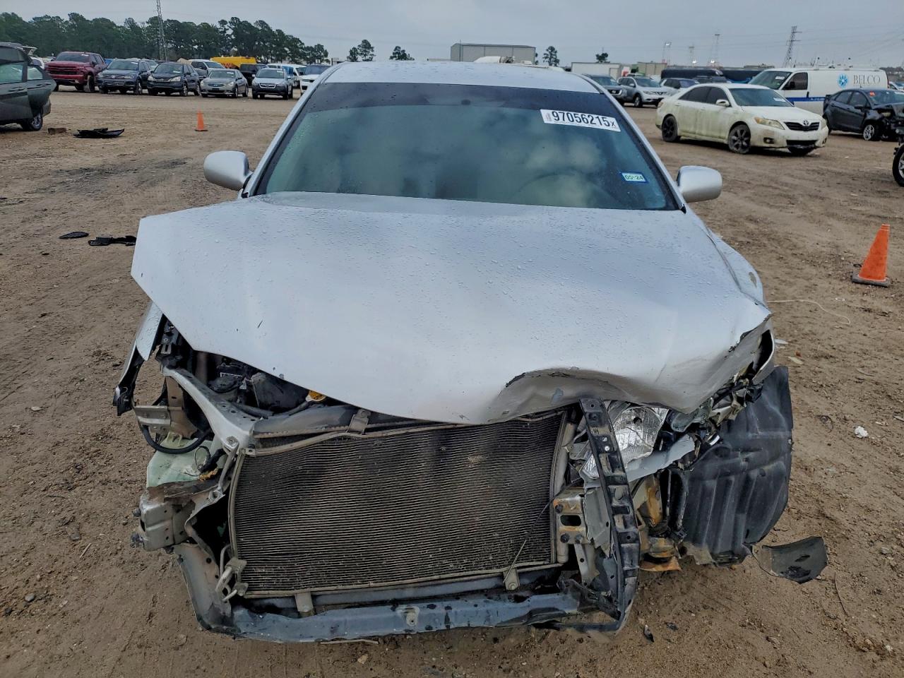 2011 TOYOTA CAMRY photo 13