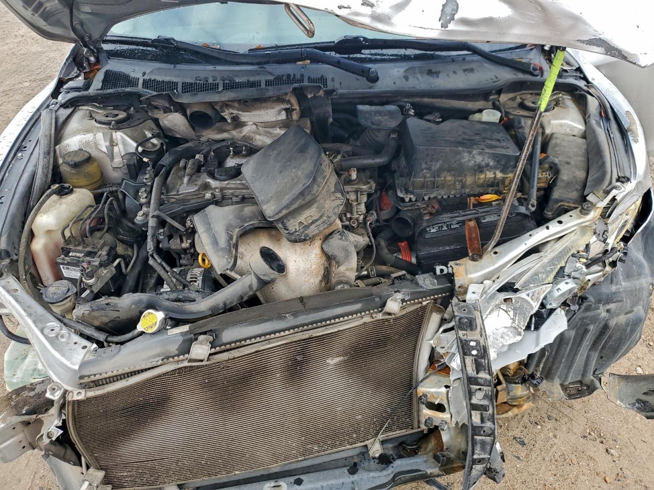 2011 TOYOTA CAMRY photo 31