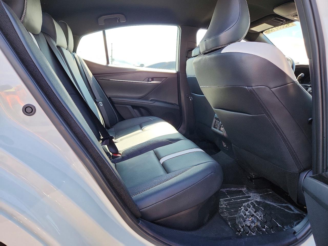 2025 TOYOTA CAMRY SE photo 10