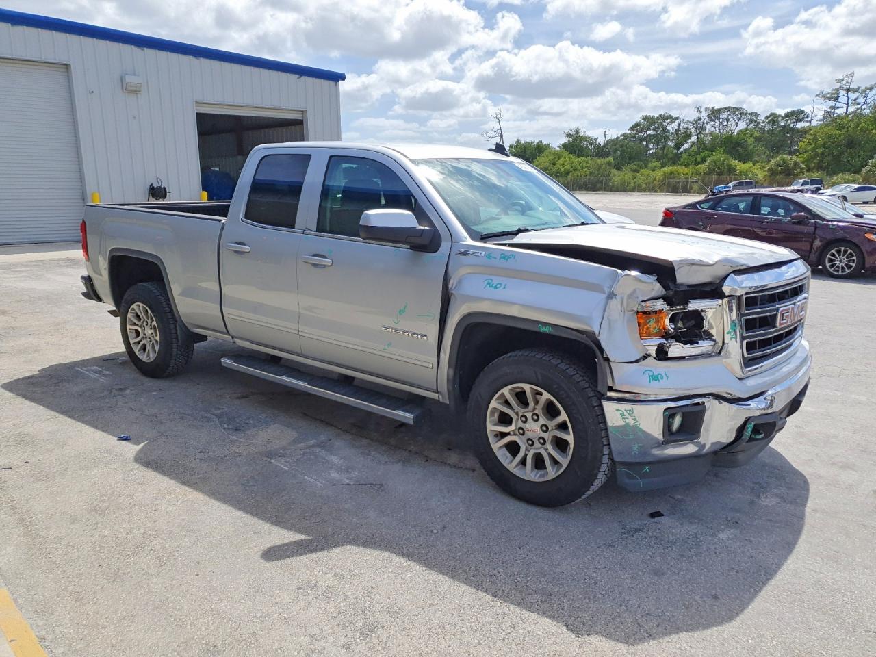 2015 GMC SIERRA C1500 SLE photo 7