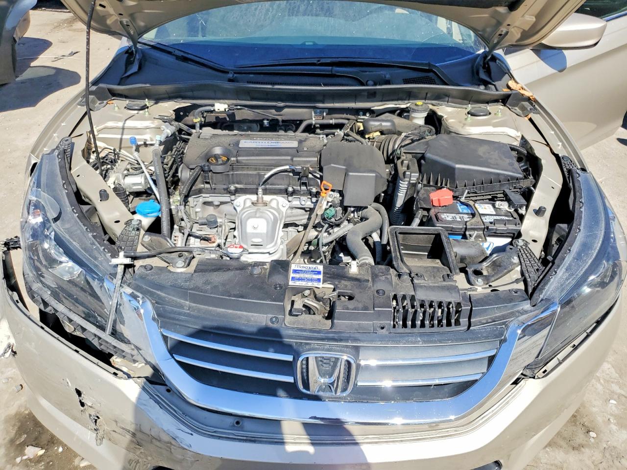 2013 HONDA ACCORD LX photo 31