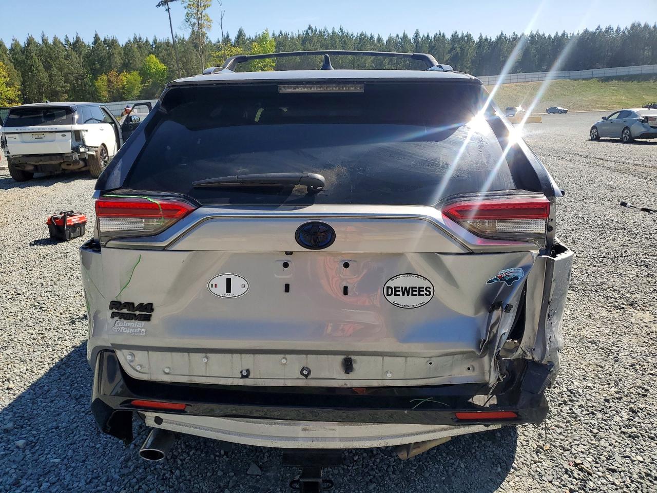 2023 TOYOTA RAV4 PRIME XSE photo 16