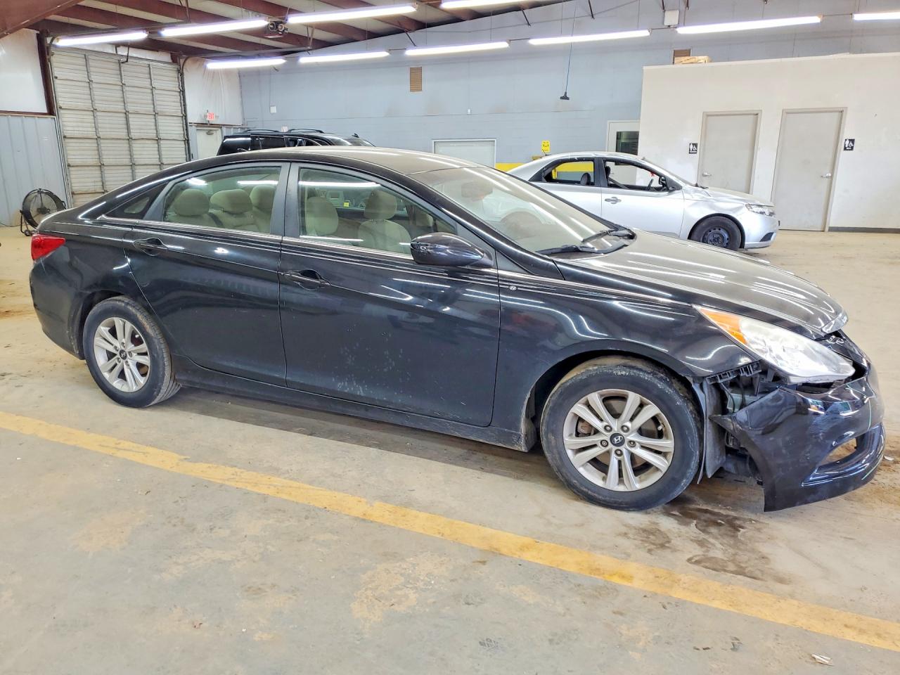 2013 HYUNDAI SONATA GLS photo 10