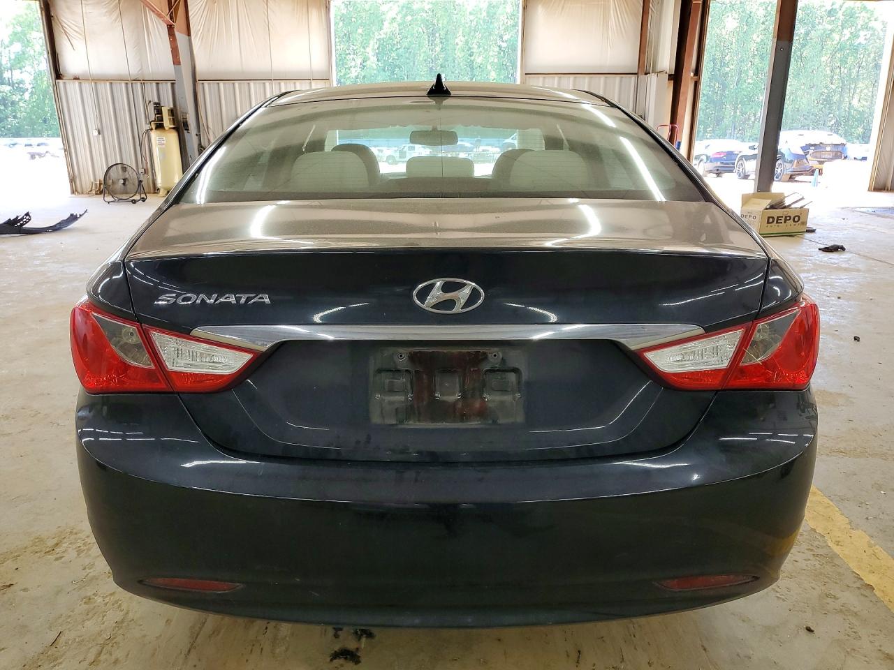 2013 HYUNDAI SONATA GLS photo 16