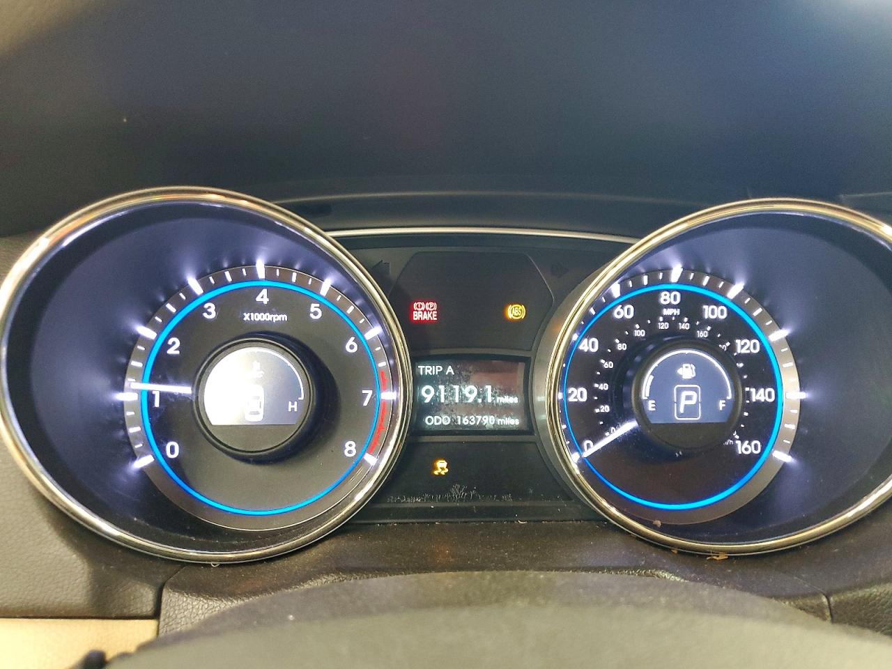2013 HYUNDAI SONATA GLS photo 25