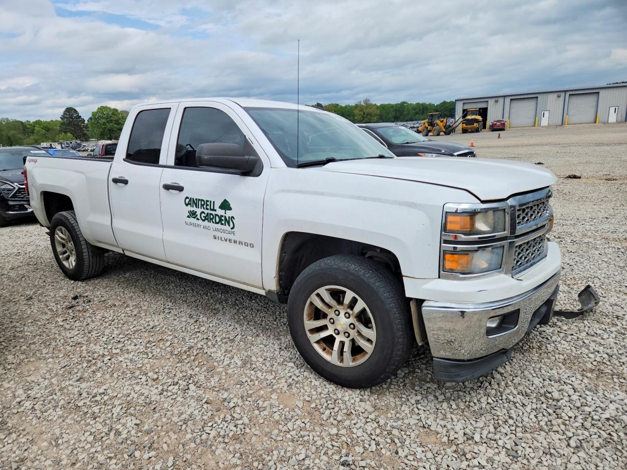 2014 CHEVROLET SILVERADO K1500 LT photo 4