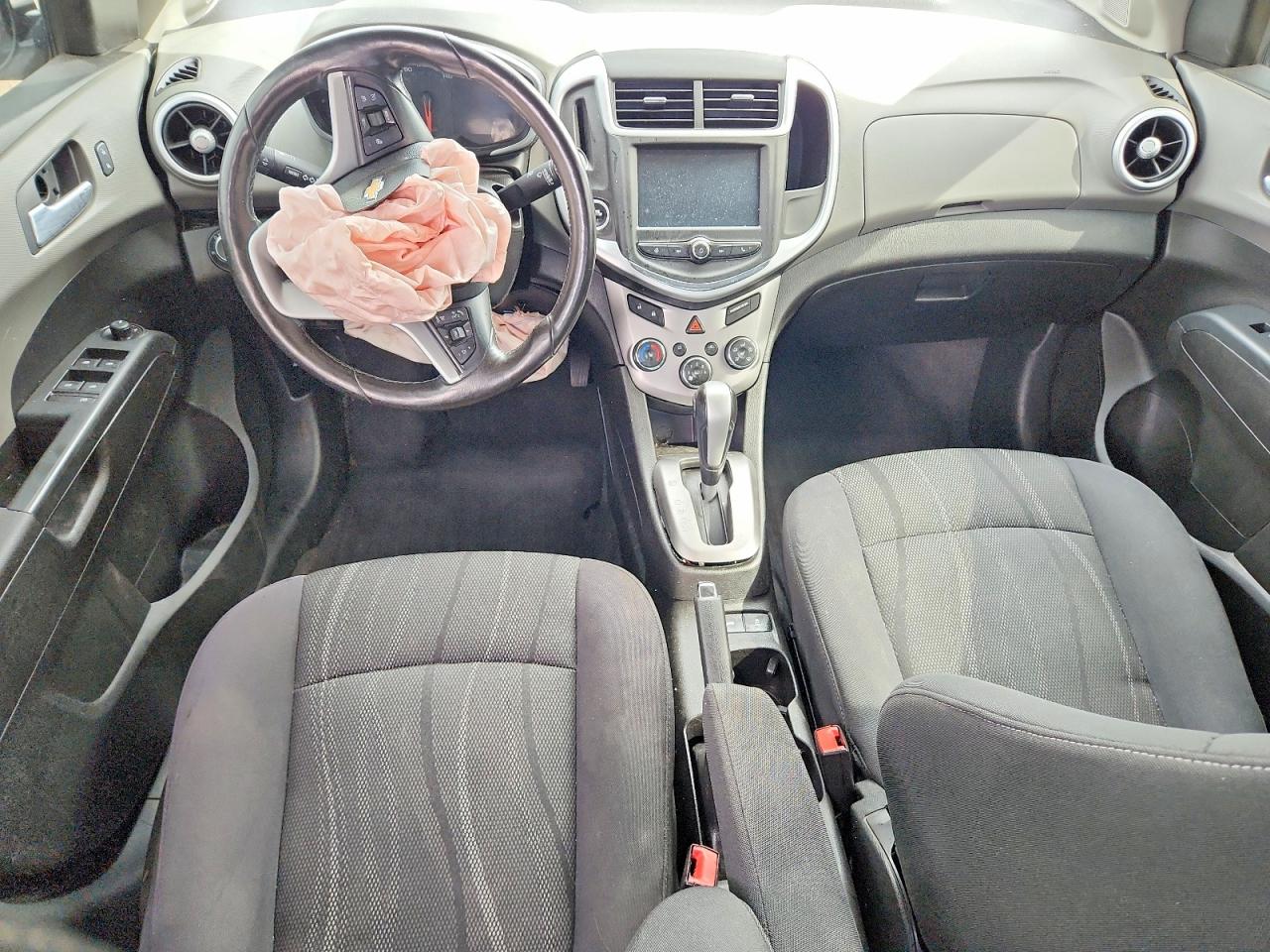 2017 CHEVROLET SONIC LT photo 15