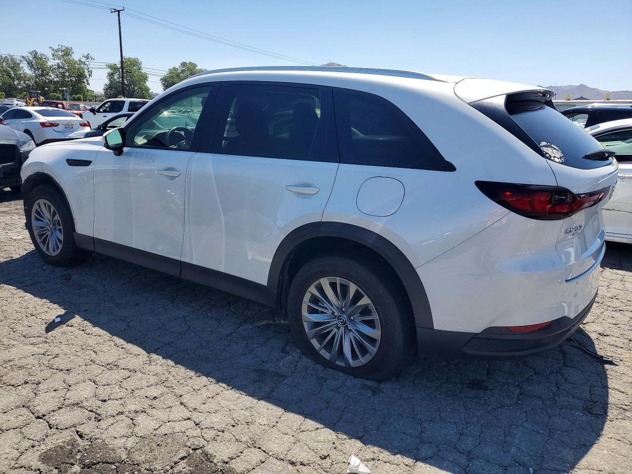 2024 MAZDA CX-90 PREFERRED PLUS photo 3