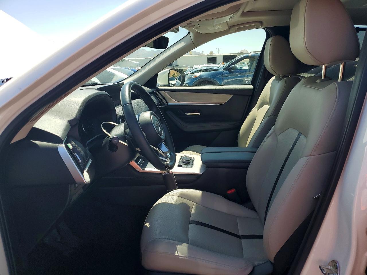 2024 MAZDA CX-90 PREFERRED PLUS photo 13