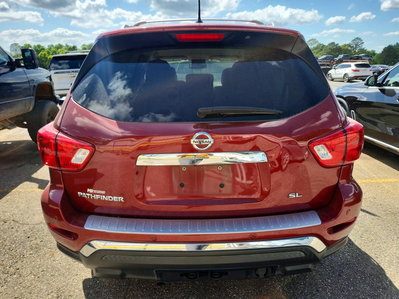 2017 NISSAN PATHFINDER SL photo 11
