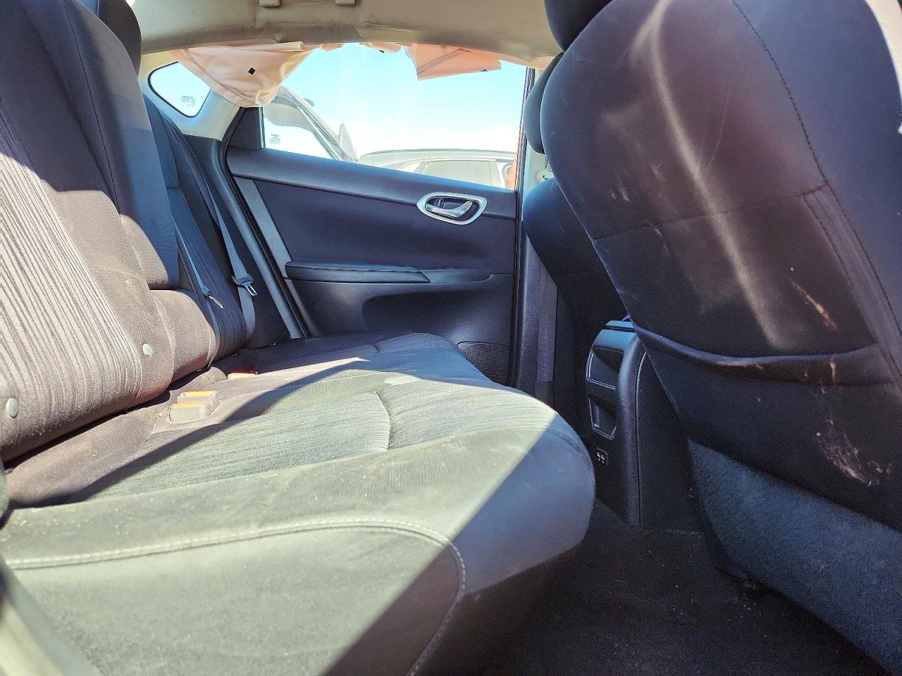 2019 NISSAN SENTRA SV photo 19