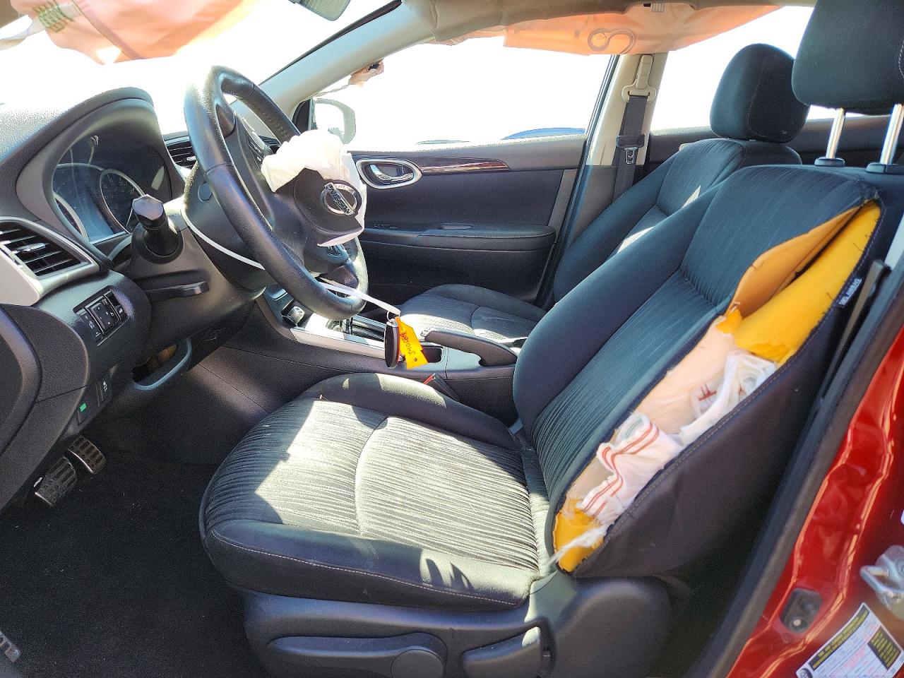 2019 NISSAN SENTRA SV photo 13