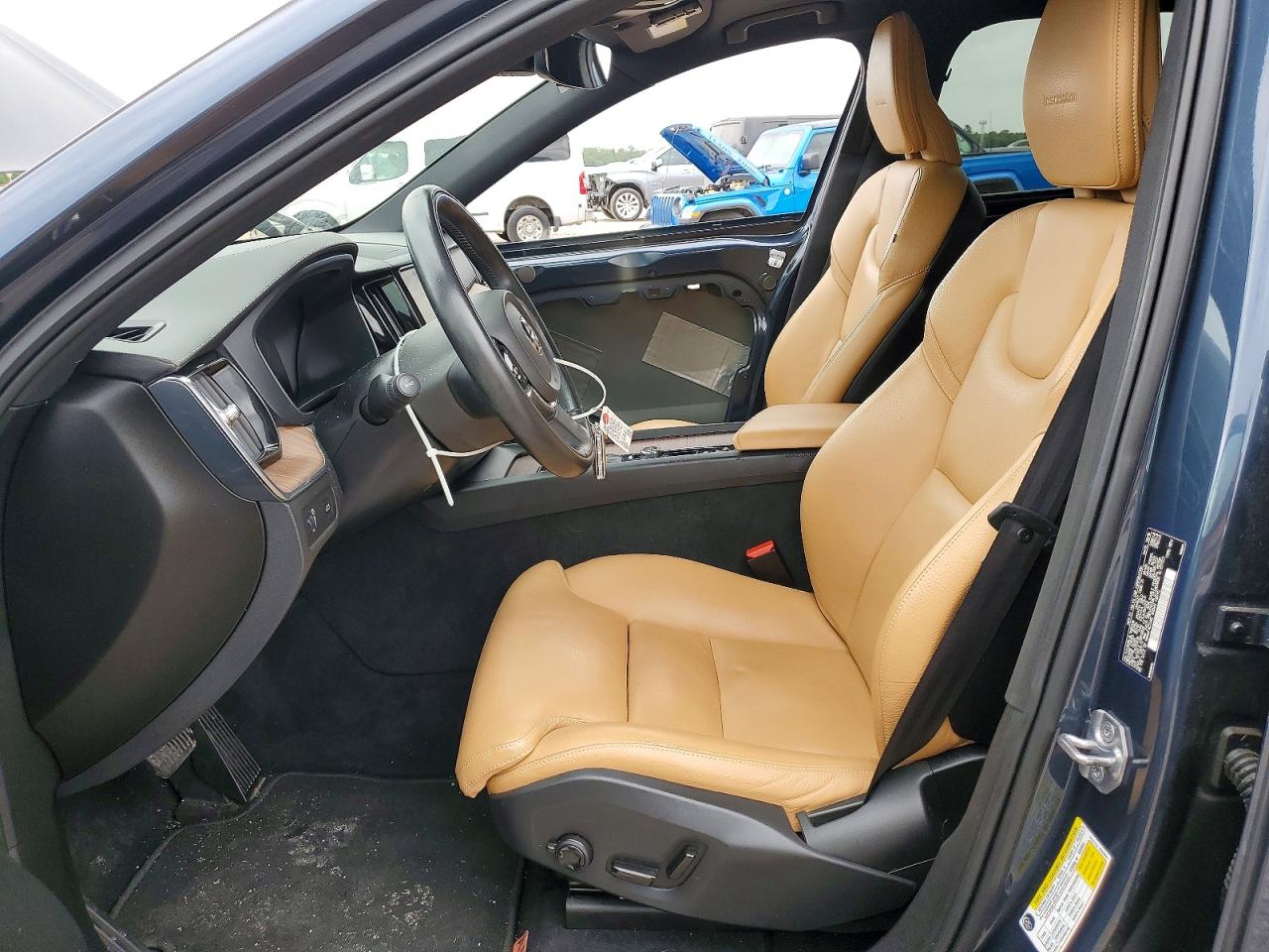 2020 VOLVO XC60 T5 INSCRIPTION photo 19