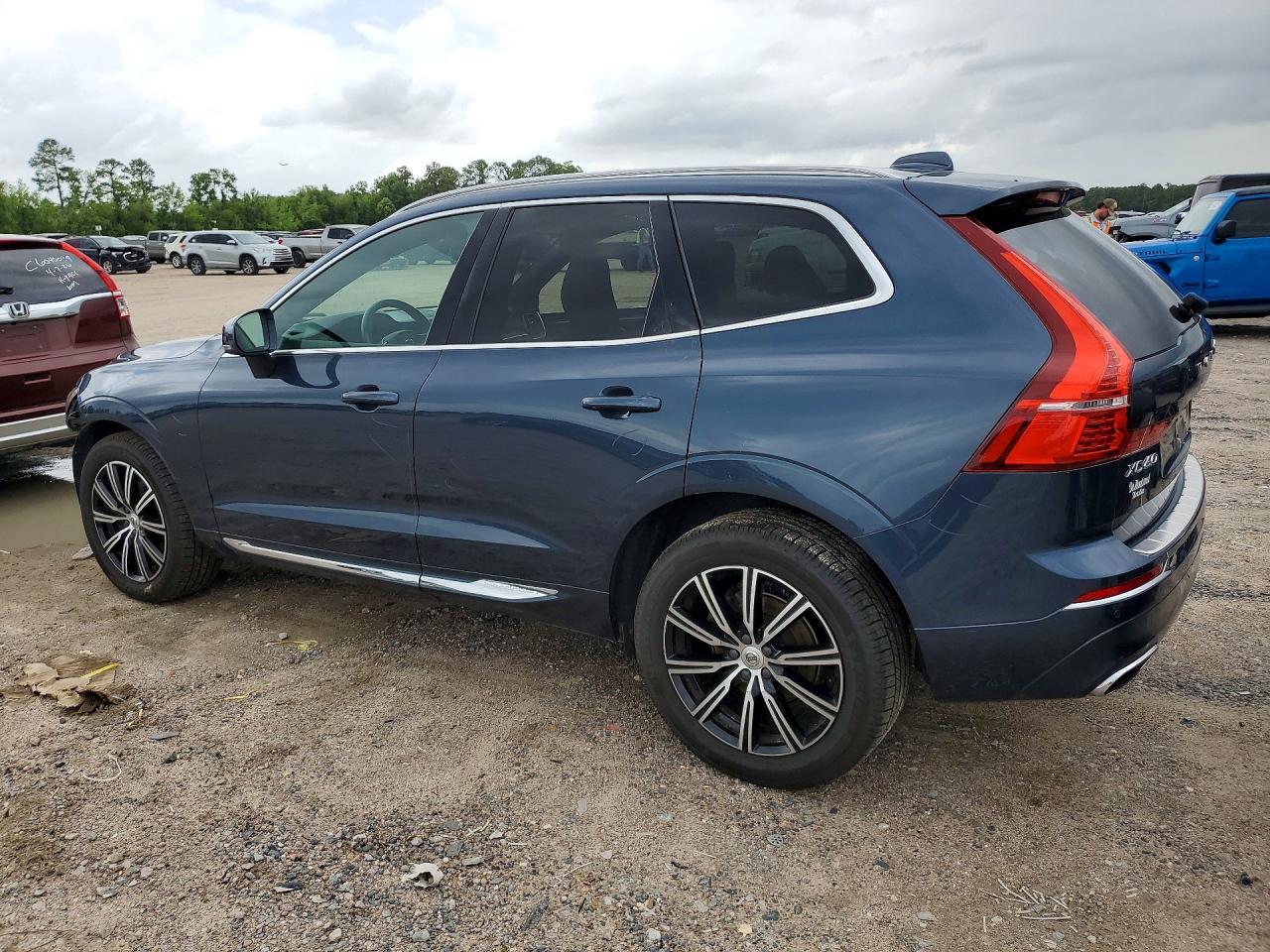 2020 VOLVO XC60 T5 INSCRIPTION photo 4